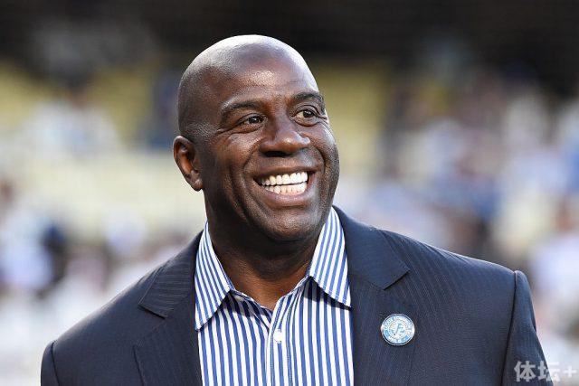 骑士轻取爵士5连胜 布朗35分魔术逆转险胜绿军